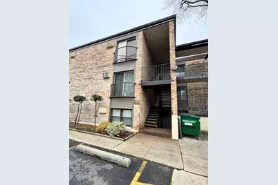 1920 Cherry Lane #219, Northbrook, IL 60062 - Photo 2