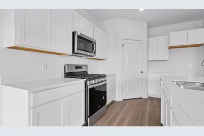 [Address not provided], Hampshire, IL 60140 - Photo 10