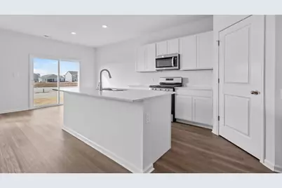 [Address not provided], Hampshire, IL 60140 - Photo 6