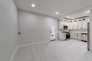 7818 S Merrill Ave, Chicago, IL 60649 - Photo 14