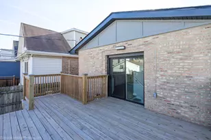 1047 N St Louis Ave, Chicago, IL 60651 - Photo 26