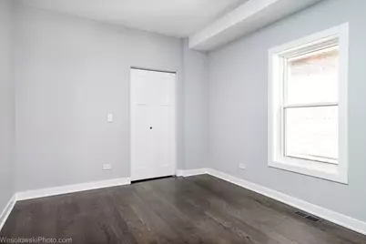 1047 N Saint Louis Avenue, Chicago, IL 60651 - Photo 20