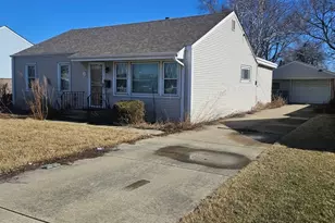 4939 N Cumberland Ave, Norridge, IL 60706 - Photo 2