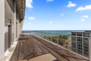 3600 N Lake Shore Dr, Chicago, IL 60613 - Photo 16