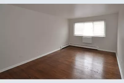 1040 W Hollywood Avenue #306, Chicago, IL 60660 - Photo 8