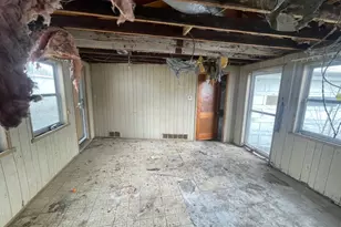 725 Webster Cir E, Kankakee, IL 60901 - Photo 8