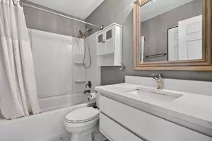 171 Bridlewood Cir, Lake in the Hills, IL 60156 - Photo 12