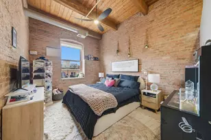 360 W Illinois St, Chicago, IL 60654 - Photo 10