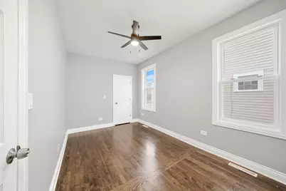 5237 S Long Avenue, Chicago, IL 60638 - Photo 12