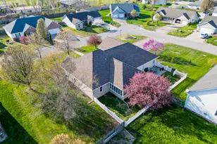 1305 Arbicola St, Marion, IL 62959 - Photo 4