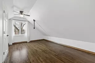 10547 S Troy St, Chicago, IL 60655 - Photo 32