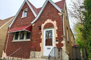 1935 Wenonah Ave, Berwyn, IL 60402 - Photo 1