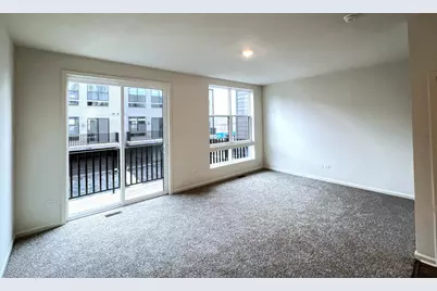 [Address not provided], Lombard, IL 60148 - Photo 10