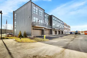 [Address not provided], Lombard, IL 60148 - Photo 34