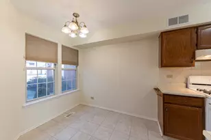 260 E Fabish Dr, Buffalo Grove, IL 60089 - Photo 6