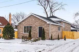 8245 43rd Pl, Lyons, IL 60534 - Photo 1