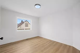 8245 43rd Pl, Lyons, IL 60534 - Photo 14