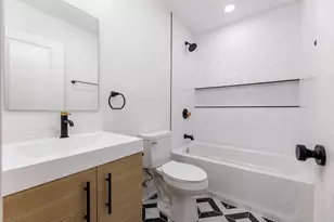 241 W 74th St, Chicago, IL 60621 - Photo 8