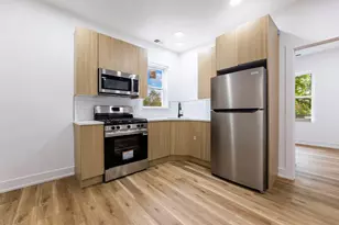 241 W 74th St, Chicago, IL 60621 - Photo 4