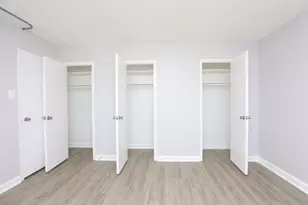 7333 N Ridge Blvd, Chicago, IL 60645 - Photo 16