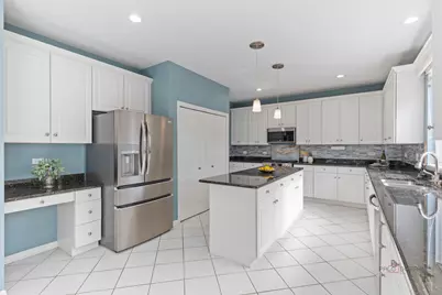 371 Sycamore Street, Vernon Hills, IL 60061 - Photo 10