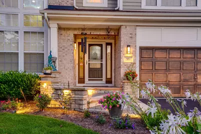 371 Sycamore Street, Vernon Hills, IL 60061 - Photo 2