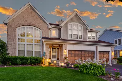 371 Sycamore Street, Vernon Hills, IL 60061 - Photo 1