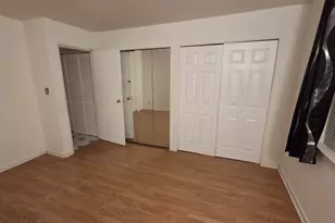 9368 Bay Colony Dr, Des Plaines, IL 60016 - Photo 8