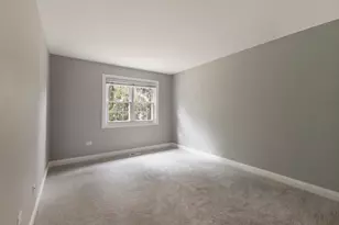 43 Foxcroft Rd, Naperville, IL 60565 - Photo 26