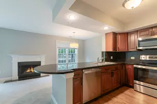 43 Foxcroft Rd, Naperville, IL 60565 - Photo 14