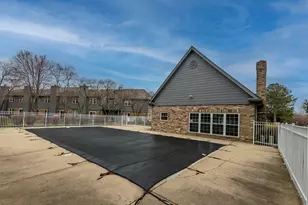 43 Foxcroft Rd, Naperville, IL 60565 - Photo 32