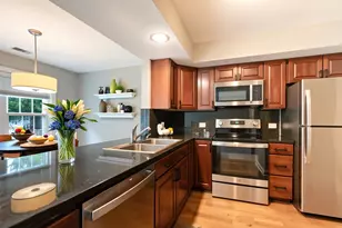 43 Foxcroft Rd, Naperville, IL 60565 - Photo 16