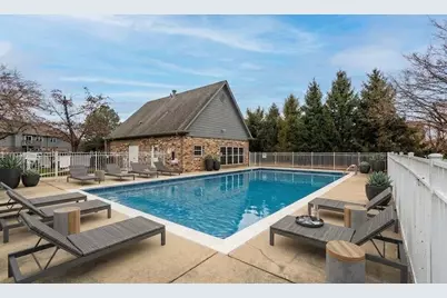 43 Foxcroft Road #43-127, Naperville, IL 60565 - Photo 34