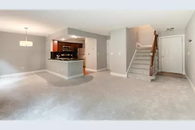 43 Foxcroft Road #43-127, Naperville, IL 60565 - Photo 4