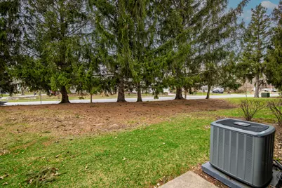 43 Foxcroft Road #43-127, Naperville, IL 60565 - Photo 30