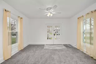 2037 30th St, Rock Island, IL 61201 - Photo 12