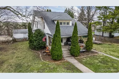 205 N Pine Street, Waterman, IL 60556 - Photo 1