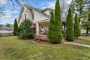 205 N Pine St, Waterman, IL 60556 - Photo 30