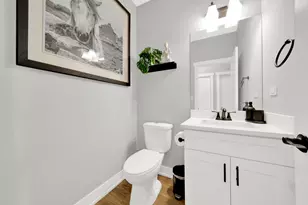 7235 W 71st St, Bridgeview, IL 60455 - Photo 4