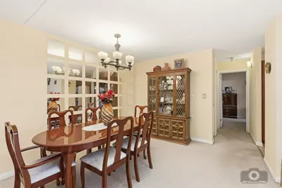 588 Fairway View Drive #2H, Wheeling, IL 60090 - Photo 6