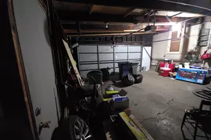 674 N Liberty St, Elgin, IL 60120 - Photo 42