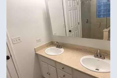 [Address not provided], Chicago, IL 60610 - Photo 12