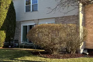 8114 160th St, Tinley Park, IL 60477 - Photo 2