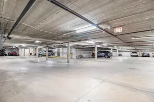 57 E Hattendorf Ave, Roselle, IL 60172 - Photo 8