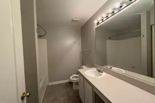 1225 Brookdale Dr, Carpentersville, IL 60110 - Photo 16