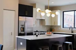 318 E Lincoln St, Mount Prospect, IL 60056 - Photo 4