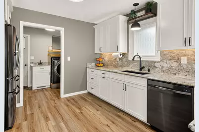 6302 Winchester Drive, Rockford, IL 61109 - Photo 12