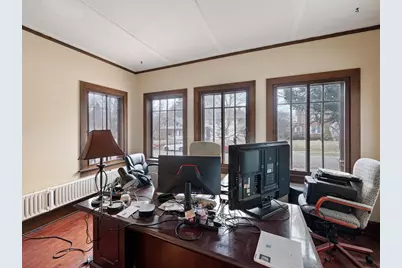 812 Garfield Avenue, Rockford, IL 61103 - Photo 10