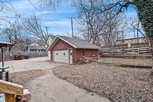 812 Garfield Ave, Rockford, IL 61103 - Photo 22