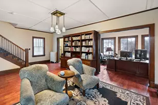 812 Garfield Ave, Rockford, IL 61103 - Photo 8